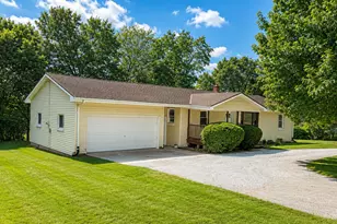 1846 N 2753rd Rd, Ottawa, IL 61350 - Photo 1