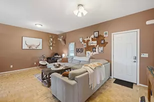 712 SW 6th St, Aledo, IL 61231 - Photo 5