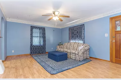 815 W Water Street, Pontiac, IL 61764 - Photo 9