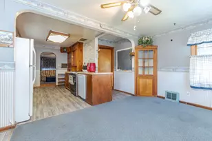 815 W Water St, Pontiac, IL 61764 - Photo 17