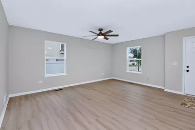 1816 Oxford Way, Joliet, IL 60431 - Photo 3