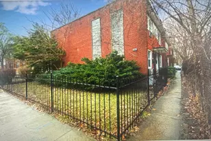 7544 S Yates Blvd, Chicago, IL 60649 - Photo 1