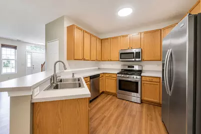 131 Springbrook Trail S, Oswego, IL 60543 - Photo 7
