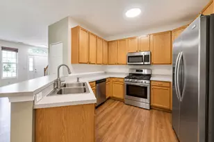 131 Springbrook Trail S, Oswego, IL 60543 - Photo 7
