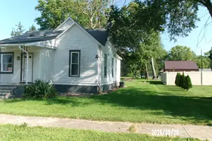 709 E Jones St, Milford, IL 60953 - Photo 3