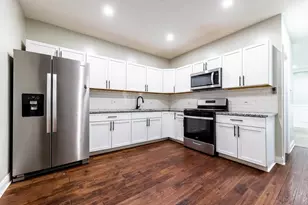2746 W 47th St, Chicago, IL 60632 - Photo 5