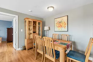 2545 W Catalpa Ave, Chicago, IL 60625 - Photo 11