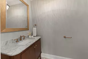 458 W Grantley Ave, Elmhurst, IL 60126 - Photo 11