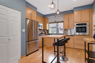 1540 N Greenview Ave, Chicago, IL 60642 - Photo 7