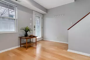 1540 N Greenview Ave, Chicago, IL 60642 - Photo 5