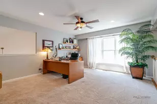 38 Lakebreeze Ct, Lake Zurich, IL 60047 - Photo 23