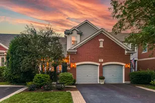 38 Lakebreeze Ct, Lake Zurich, IL 60047 - Photo 1