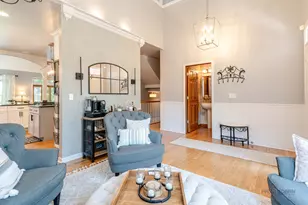 38 Lakebreeze Ct, Lake Zurich, IL 60047 - Photo 5
