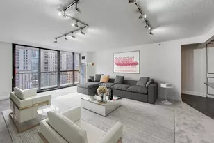 10 E Ontario St, Chicago, IL 60611 - Photo 13