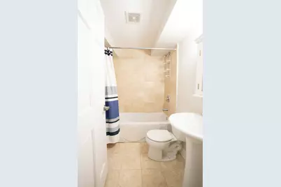 3057 W Grace Street #G, Chicago, IL 60618 - Photo 7