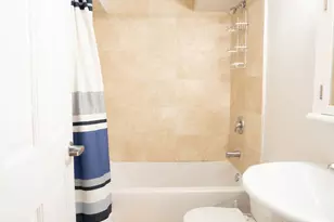 3057 W Grace St, Chicago, IL 60618 - Photo 7
