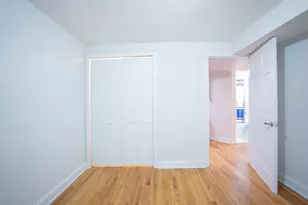 3057 W Grace St, Chicago, IL 60618 - Photo 9