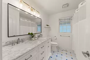 133 N Clinton Ave, Elmhurst, IL 60126 - Photo 23