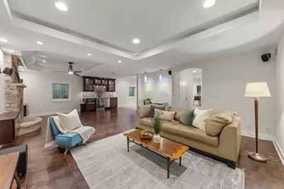 133 N Clinton Avenue, Elmhurst, IL 60126 - Photo 25