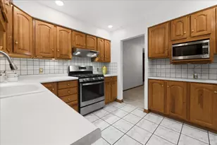 412 Scott St, Algonquin, IL 60102 - Photo 11