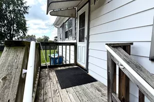 2710 3rd St, Peru, IL 61354 - Photo 15