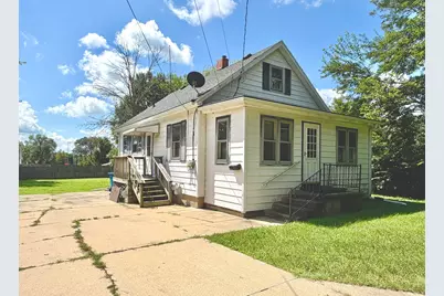 2710 3rd Street, Peru, IL 61354 - Photo 1
