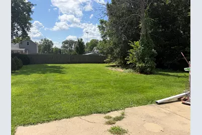2710 3rd Street, Peru, IL 61354 - Photo 17