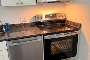 10 E Ontario St, Chicago, IL 60611 - Photo 11