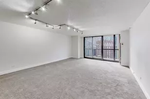 10 E Ontario St, Chicago, IL 60611 - Photo 7