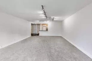 10 E Ontario St, Chicago, IL 60611 - Photo 9