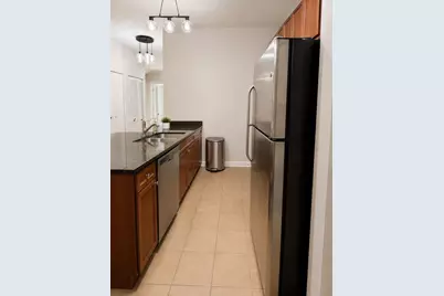 767 W 15th Street #308, Chicago, IL 60607 - Photo 3