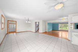 537 Erma Dr, Lake Holiday, IL 60552 - Photo 27