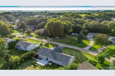 537 Erma Drive, Lake Holiday, IL 60552 - Photo 39