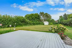 537 Erma Dr, Lake Holiday, IL 60552 - Photo 17