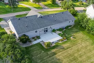 537 Erma Dr, Lake Holiday, IL 60552 - Photo 43