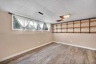 562 N Plamondon Dr, Addison, IL 60101 - Photo 19