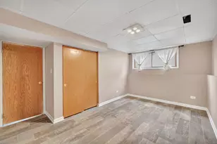 562 N Plamondon Dr, Addison, IL 60101 - Photo 21