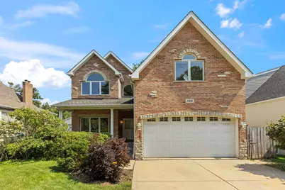 133 N Geneva Avenue, Elmhurst, IL 60126 - Photo 1