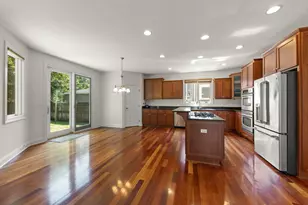 133 N Geneva Ave, Elmhurst, IL 60126 - Photo 9