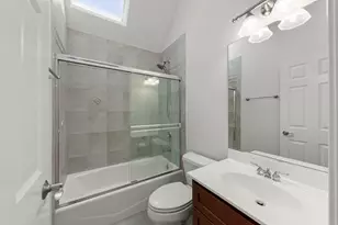133 N Geneva Ave, Elmhurst, IL 60126 - Photo 27