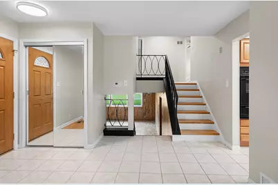 7828 Palma Lane, Morton Grove, IL 60053 - Photo 17