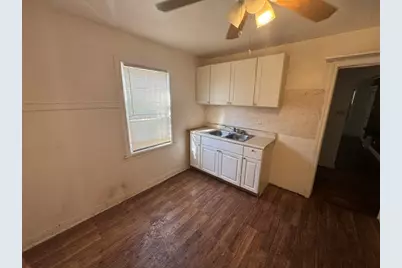 9757 S Ingleside Avenue, Chicago, IL 60628 - Photo 5
