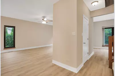307 Blackstone Avenue, Willow Springs, IL 60480 - Photo 11