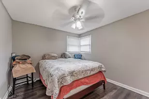 355 Oswego St, Park Forest, IL 60466 - Photo 9