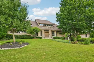 8420 Evergreen Ln, Darien, IL 60561 - Photo 3