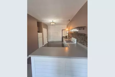 185 S State Street #2, Hampshire, IL 60140 - Photo 3