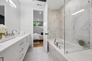 2719 W Haddon Ave, Chicago, IL 60622 - Photo 17