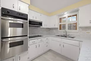 4204 N Keystone Ave, Chicago, IL 60641 - Photo 7