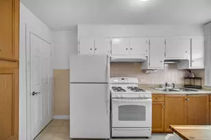 6258 W Peterson Ave, Chicago, IL 60646 - Photo 9