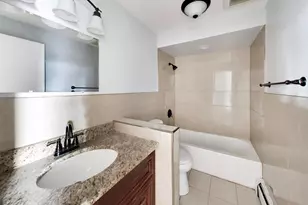 6460 N Northwest Hwy, Chicago, IL 60631 - Photo 17